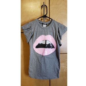 Sequin lips top